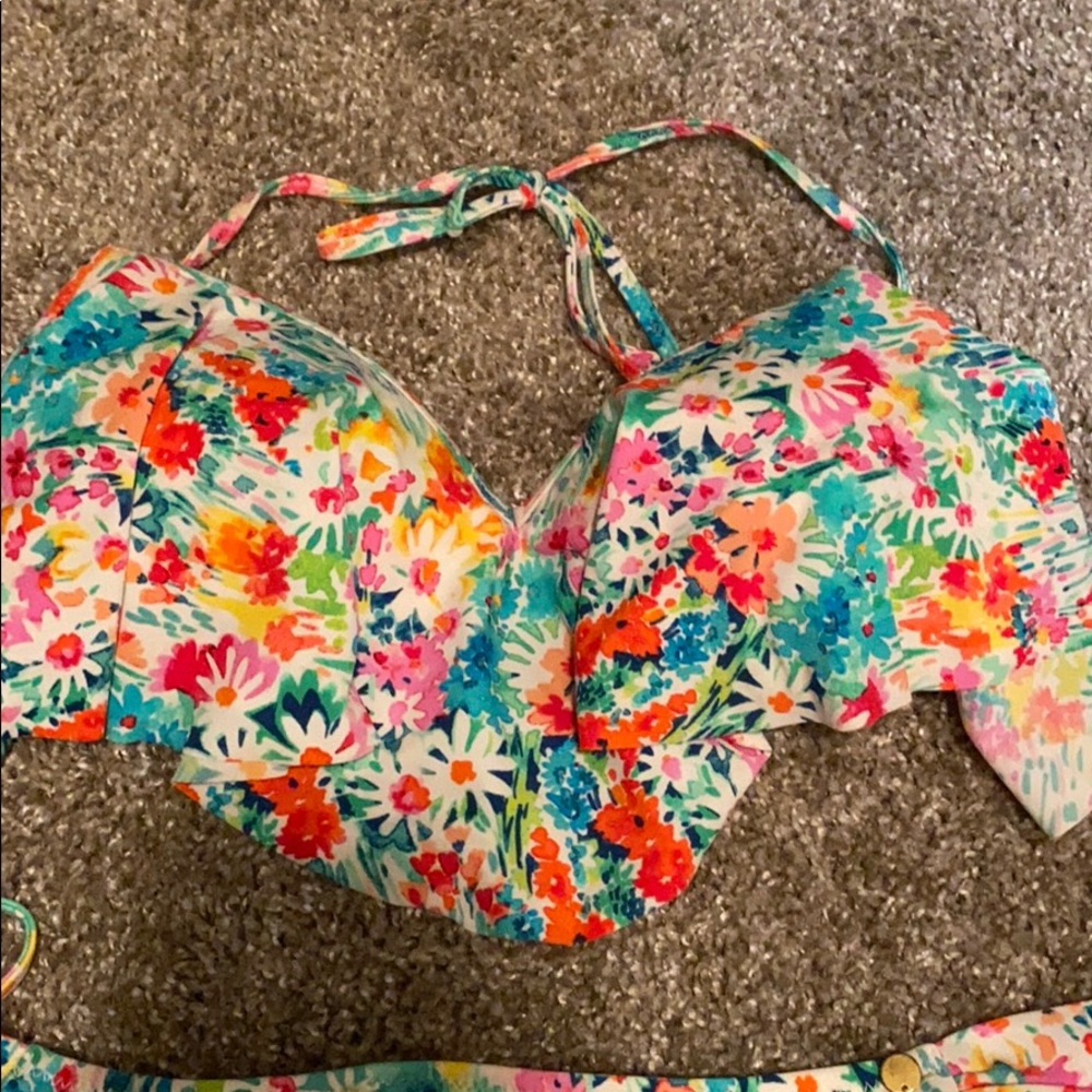 Floral bikini - Picture 2 of 8